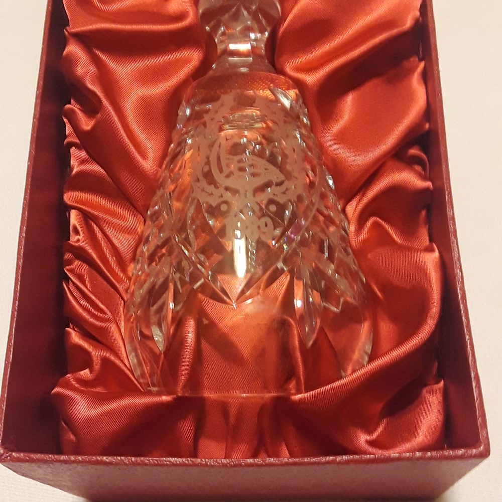 Waterford 1989 12 Days of Christmas, 6 Geese-a-Laying Crystal Holiday Bell - Picture 6 of 16